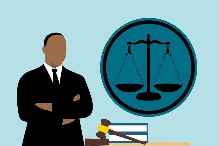 lawyer-3819044_1280