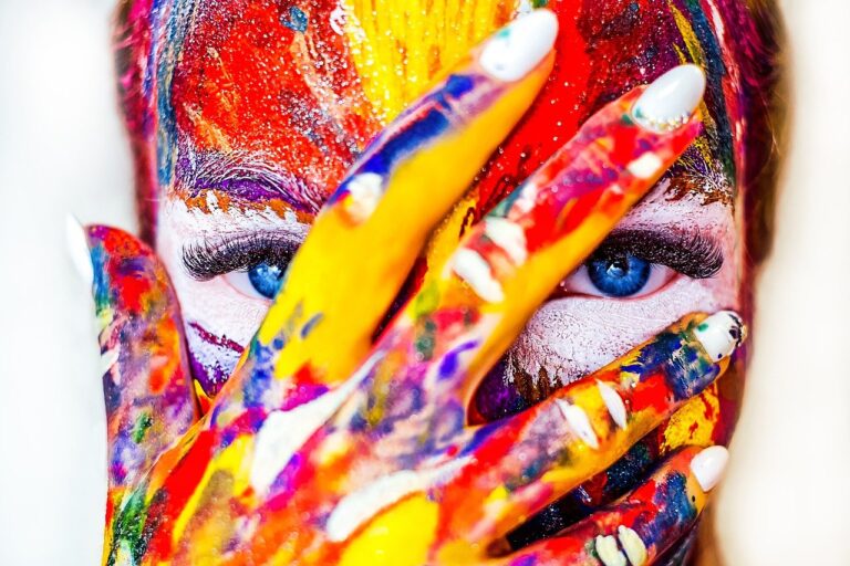 paint-2985569_1280